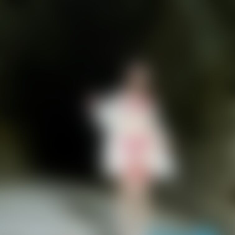 トンネルの中でも・・・

首輪とリードは公式アンバサダーさせてもらってるLIebeSeeleさんのこちら↓の物です。