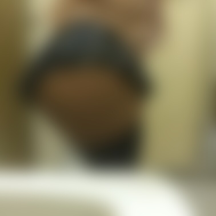 こんな格好であるいてたら男性からえっちな目で女性から冷ややかな目で見られてたまんない🥰
