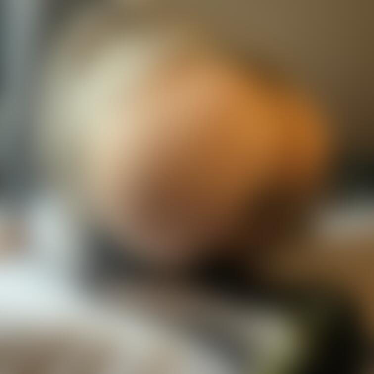 おっきいねぇ❤️
このおしりに押しつぶされたい?