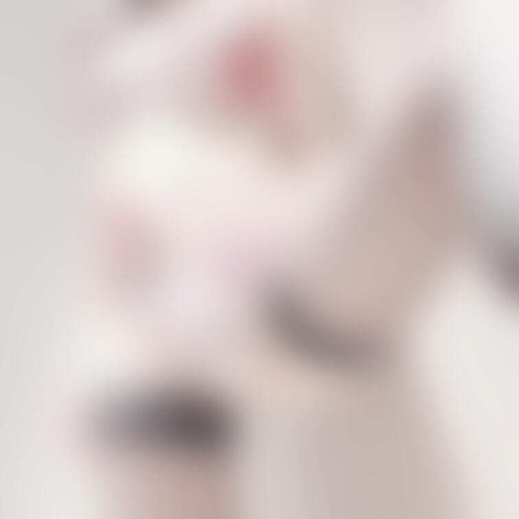 恥ずかしいポーズで写真たくさん撮られたい♡