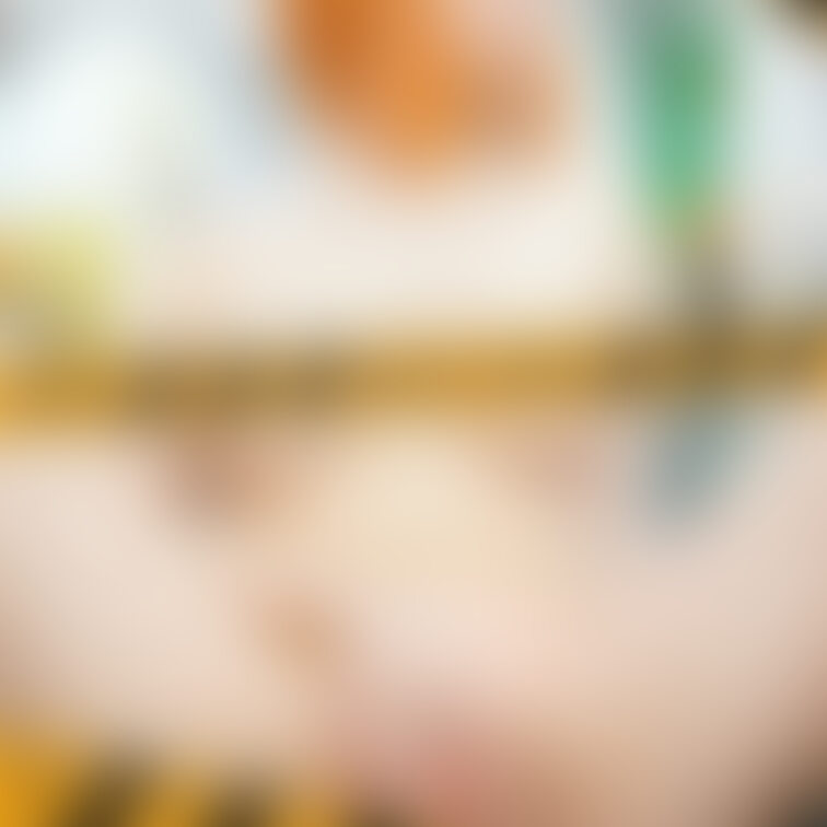 M字開脚のお○○○さん🧡無料ver.