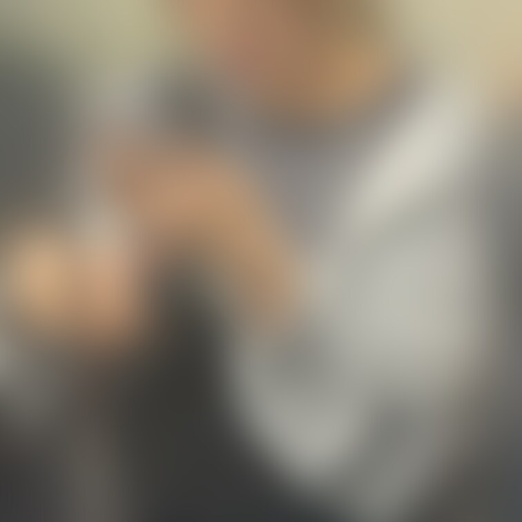 お仕事帰りのもも🍑だよ〜😊○○○に撮られた😓保存してあったので投稿しちゃいます🤭