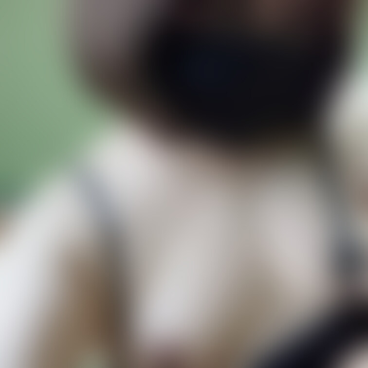 最近またおっぱい大きくなってる、、、吸ったり揉んだり噛んだりして欲しい。。。
