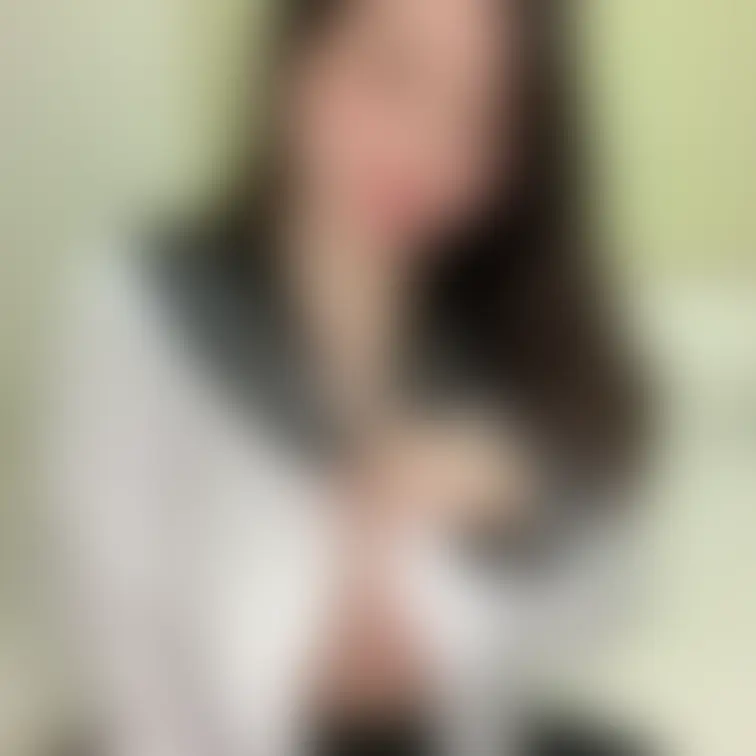 にゅーりんがはみ出しちゃってます♡