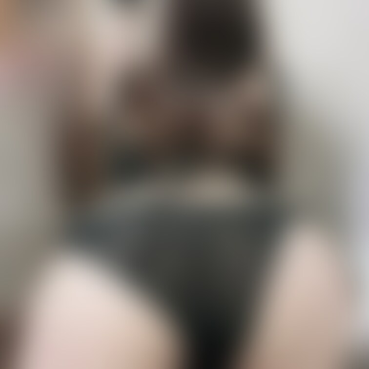 爪研ぎ中は構わないでっ(⑉･̆-･̆⑉)💦