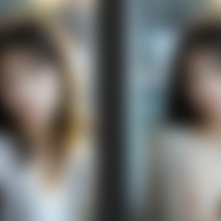 着衣と脱衣を並べた画像です。画像№138