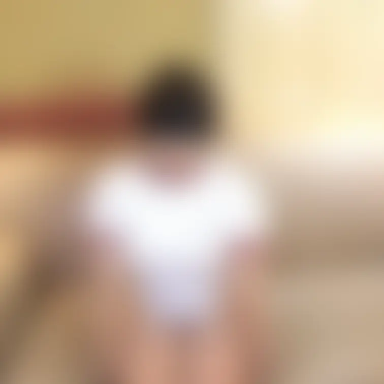 出会い系で出会ったアパレル店勤務の女性は敏感すぎておま〇こピクピク。パイパンを舐めまくる。

今回もサイトで出会った