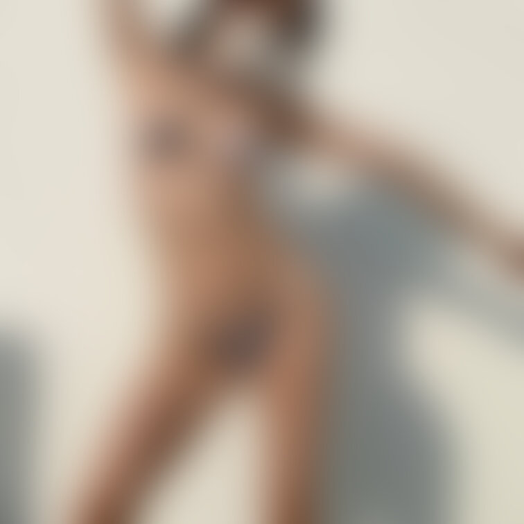 ビキニの日と聞きまして。

過去ネタのマイクロビキニ達の一部出してみる👙
