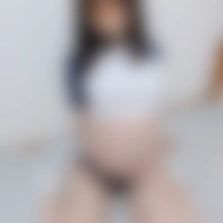 よく見るとなにか透けてる👀
ブルマがパツパツでちょっと恥ずかしい⋯🦊💦