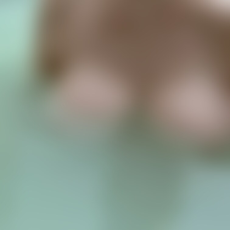 手で隠すのもダメです