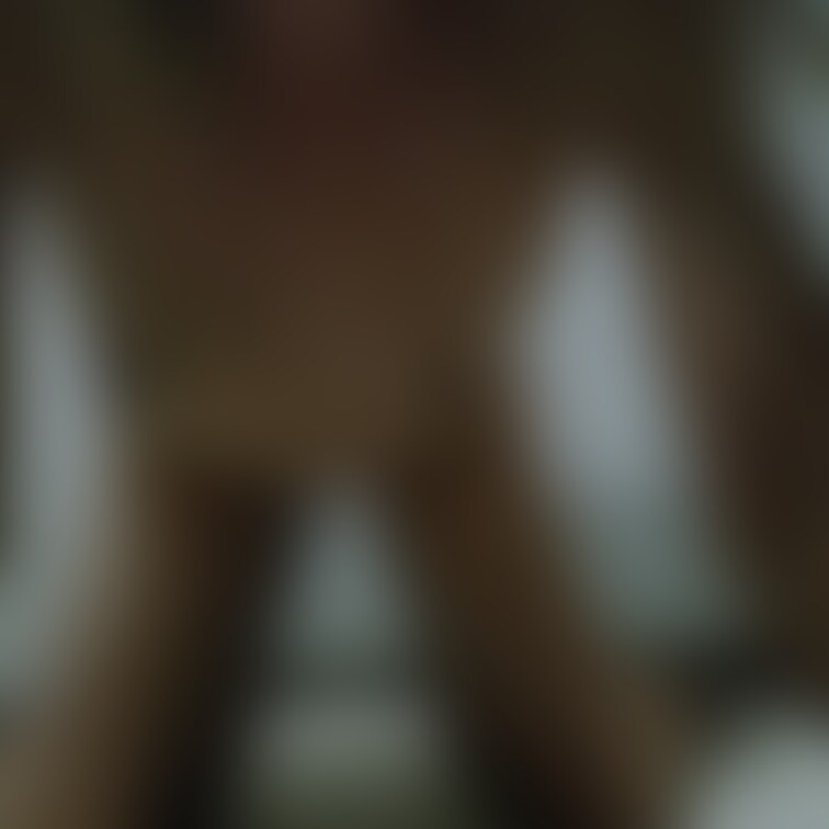 妻ちゃんの寝取られ実況中継動画のサンプルです。
静止画でみてもなかなかそそる映像ですね😄
