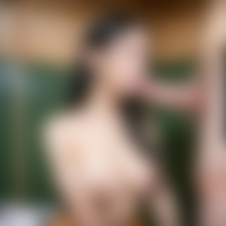 女子大生お口チャレンジ。
かわいいと思ったらいいね、フォローお願いします！