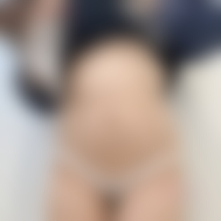 食い込みがやばいよね笑
写真見ながらシコシコしてほしいです🥺
