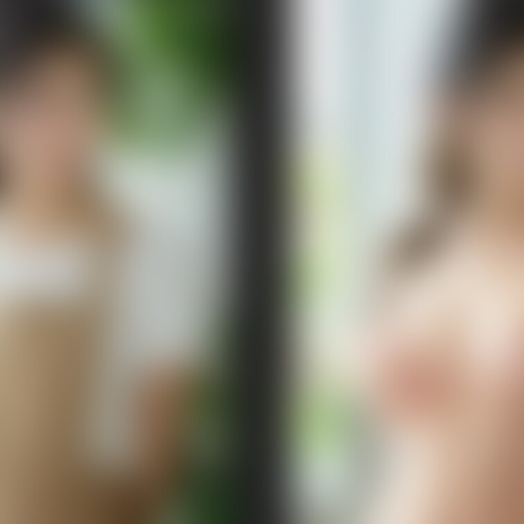 着衣と脱衣を並べた画像です。画像№610