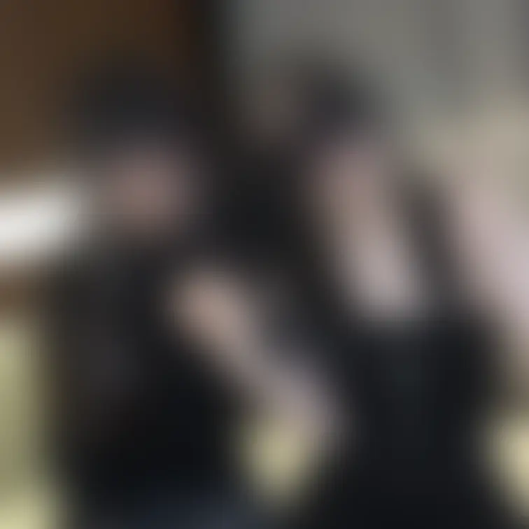 最近、仲良くなった有名裏垢女子2人と大乱行生ハメえっち。
