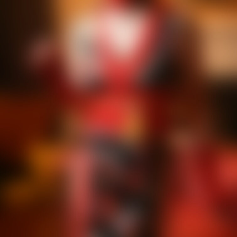 映えるロケーション（洋館）でのコスプレ（くの一）😊

コスプレにハマり始めたのはこの頃でした🤭💜

やっぱ。
