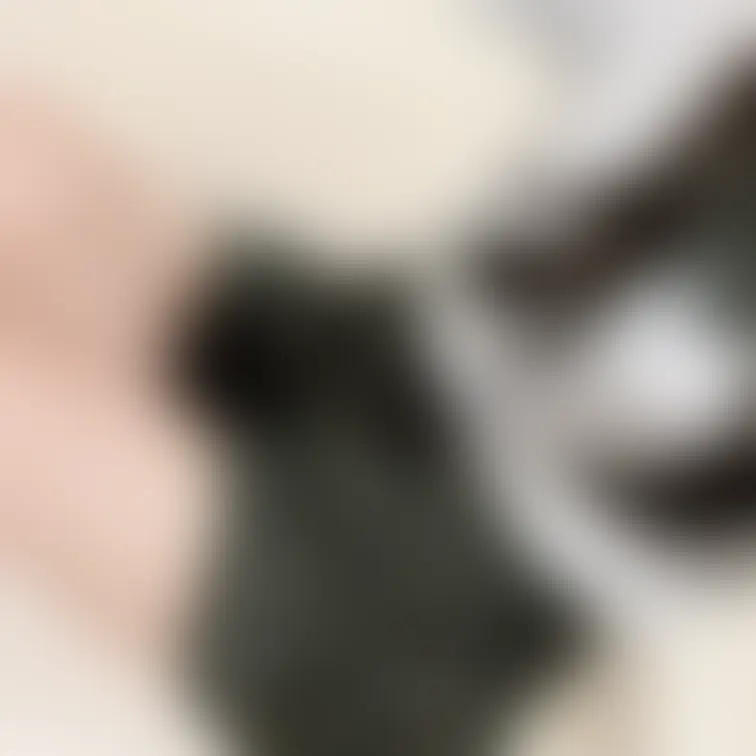 コスプレ楽しむ成人男性🩵