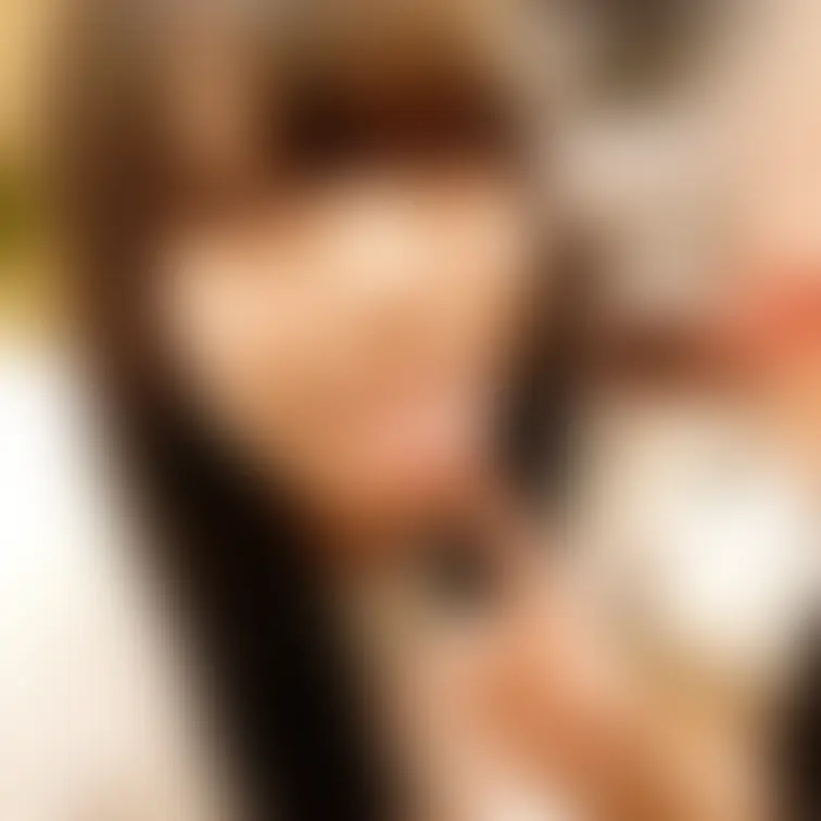 【顔出し版】「浮気された腹いせに中出ししていいよ」
時々細かい仕事依頼してるフリーランスのデザイナー美波ちゃんとホ