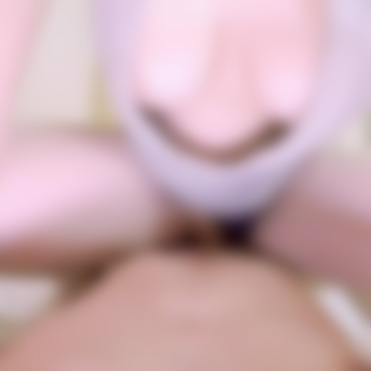 【無料版】童貞をこ〇すセーターで杭打ちSEX【主観視点】
ノーハンドフェラチオでおチ〇ポ愛でてから杭打ちピストン
最