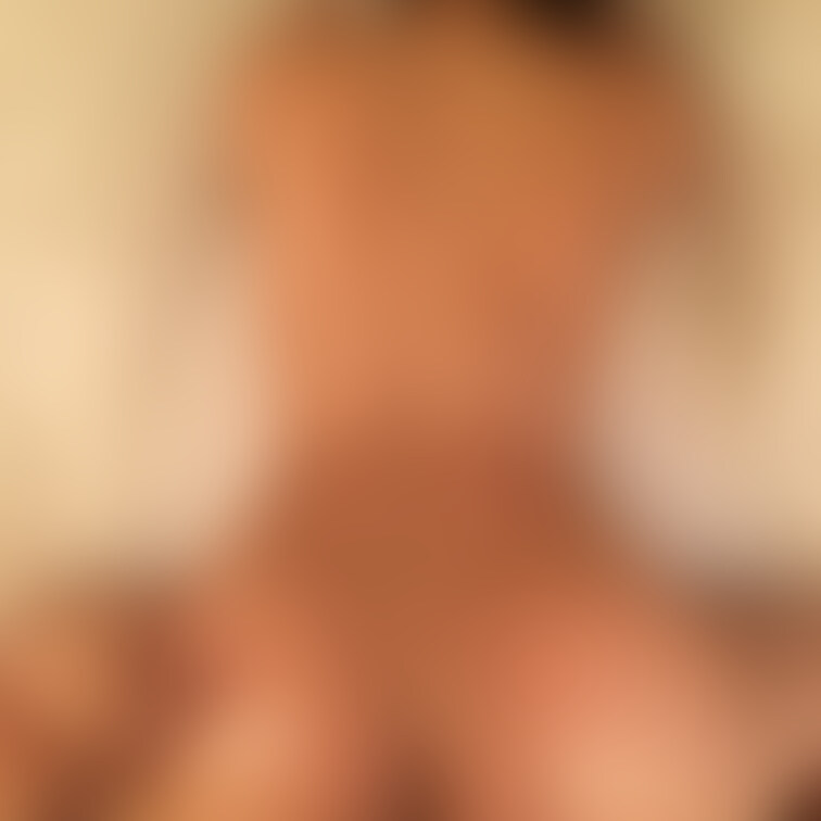 肉にくしい油谷さんみたいな、およそ日本人離れした南米系の肉体を持つ彼女。

フェラチオもSEXもグローバルな香りを感