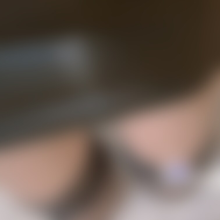 何が透けてる?💞スカートの中入っておいで。
