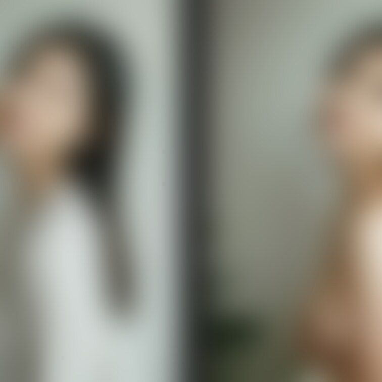着衣と脱衣の並べた画像です    画像№1491