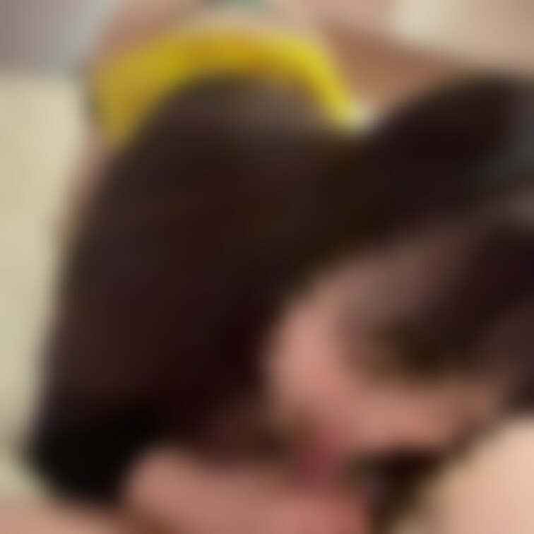 ❤️ご奉仕フェラの真骨頂❤️

仁王立ちの生チンポ様にお尻丸出しで
四つん這いになって

カリや裏筋をペロペロ