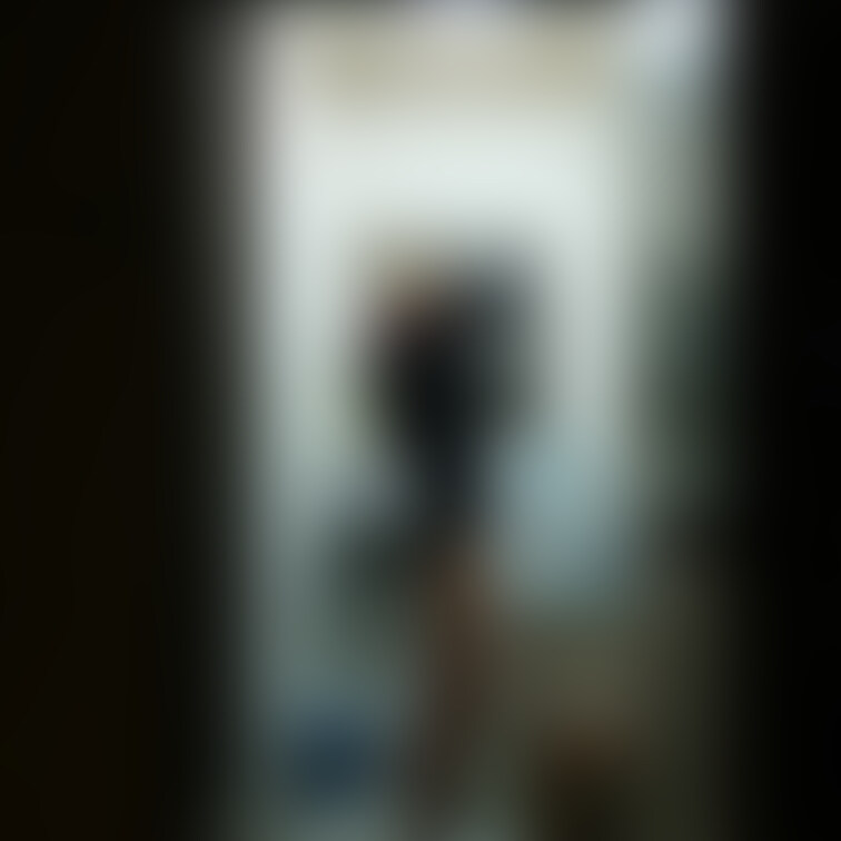 これも11/24の撮影分。画像は2枚あります。
こっそり覗いても、いつでもかわいい。
---------------