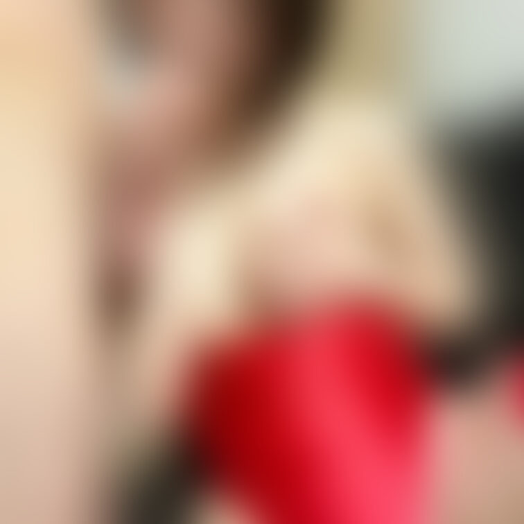 くさいおちんぽ様しゃぶってたらむらむらとまらなくて気づいたらオナニーしながら咥えてました😖こんなの初めてです😖❤️
く