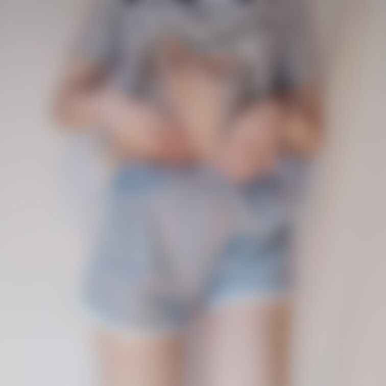 高画質✨夏の部屋ぎで♪吸引したり　ショートパンツでクリイキ♪