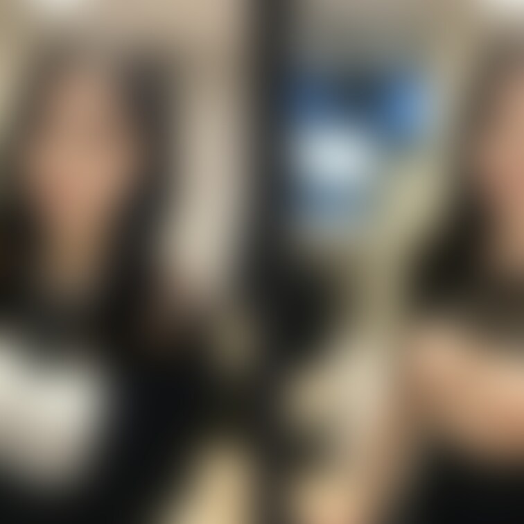 着衣と脱衣を並べた画像です。画像№1007