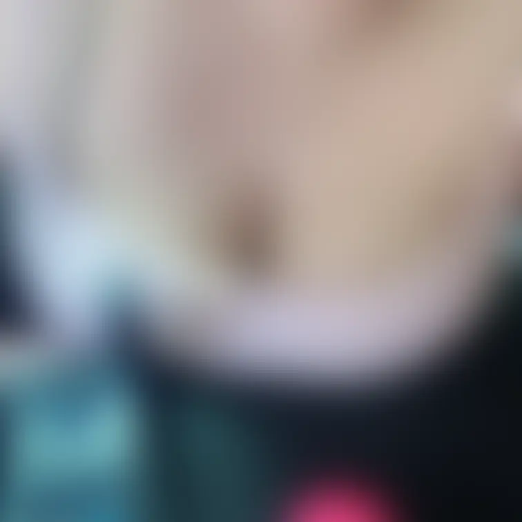 暑くてキャミばっかり(/-＼*)
