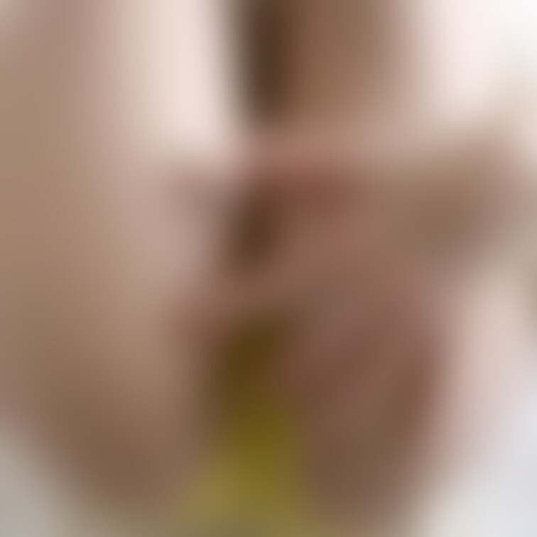 あそこの疼きが止まらないんです…🥺💦
紳士さまに鎮めてもらいたい人妻です🥰🫶
硬いおち🍌ちん早くください❣️