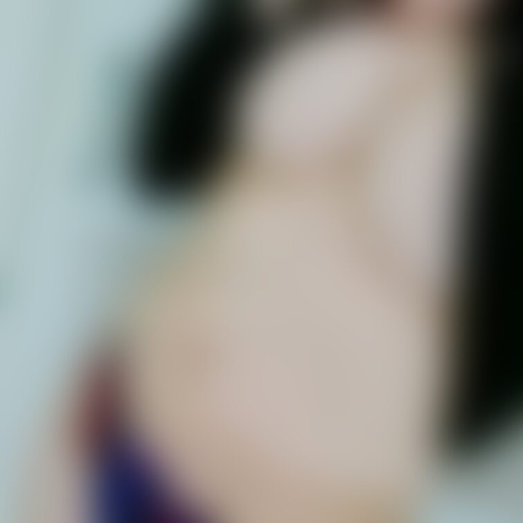 ブラをつけ忘れたのでノーブラデー🩷
温かい肉まんどうぞ😍

おはよー。
みんな良い週末を〜🫶
さて、おにゃろ😍