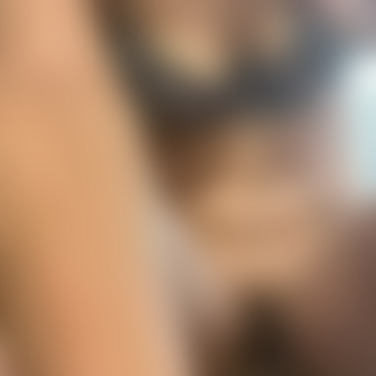 【オナホ妻 こむぎ（37）】

寝取られ属性の旦那の紹介でSNSで知り合った一回り歳下の男 NとDMでやり取りを始め
