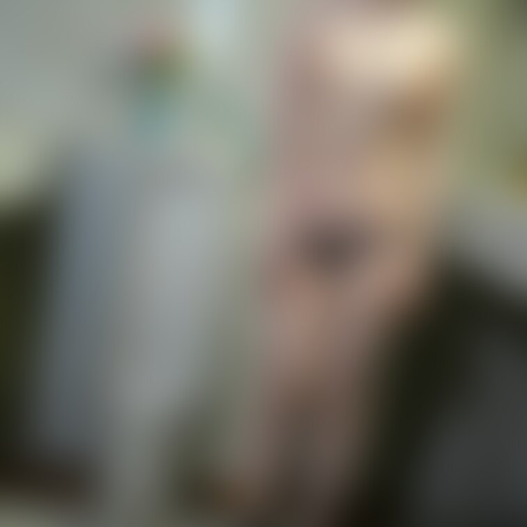 こっちに、かけてください🥰