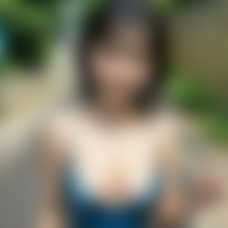 今日も暑かったので、街中で水着の女性を たくさん見かけました。 声をかけて撮らせてもらった写真です。(妄想)