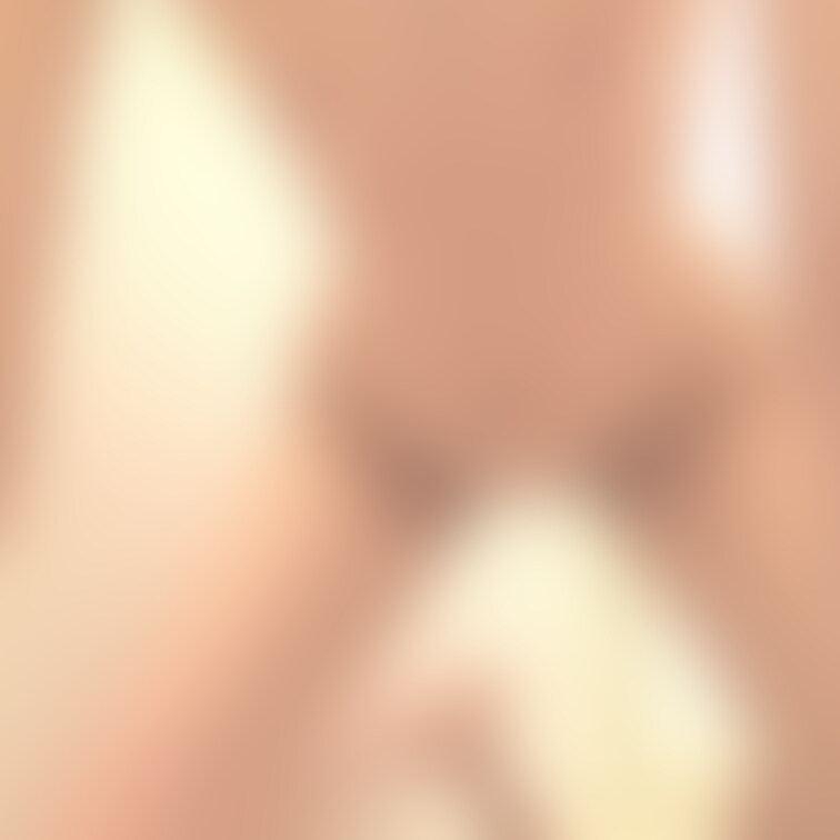 よつんばいになっておしっこした時の写真です。そのうち動画プランを作って短い動画もアップロードしたいと思います