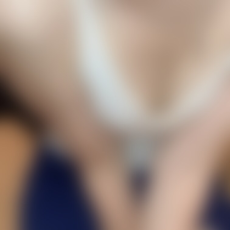 お待たせしました!
おnew ランジェリー💕 白はすき?///
少しずつ脱がされてるとこ想像したら興奮しちゃった