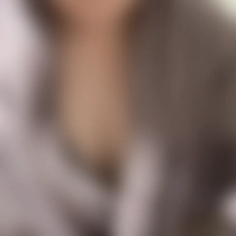 欲情すると自撮り送ってくれるぽちゃ人妻(37)。
送った後はそのままオナしてます。
前後にボリュームのある身体、重力