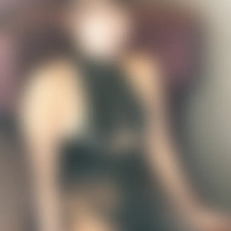 【黒エナメルの微熱・１】
エナメルの光沢ってエッチですよね❤️
非日常を感じられる静止画の撮影をしてきました📸
今