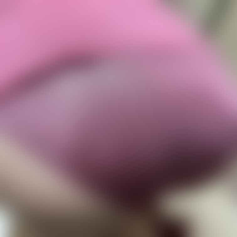 妻の突き出し尻💕
この後しっかりいただきました😋

動画は後程アップします✨