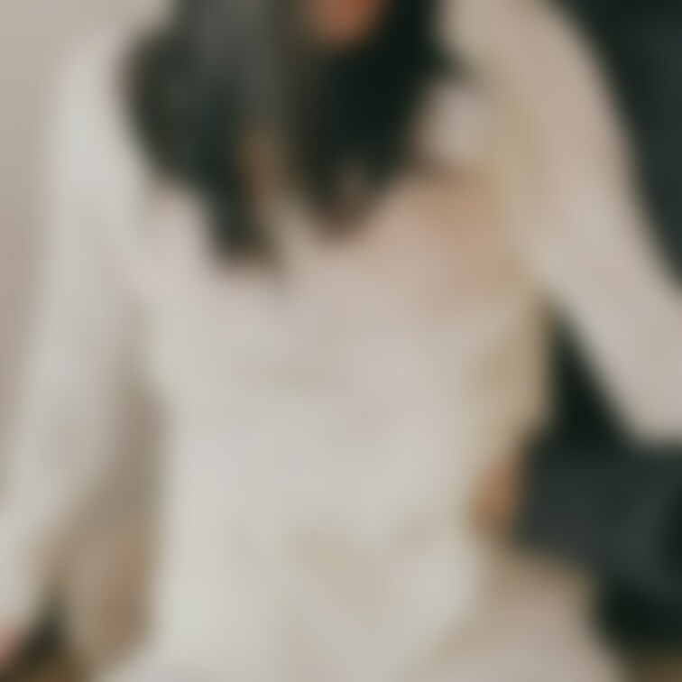 50代人妻…だらしない身体で申し訳ありません。

こんな身体になっても乳首が敏感です…触られるだけで逝ってしまいます