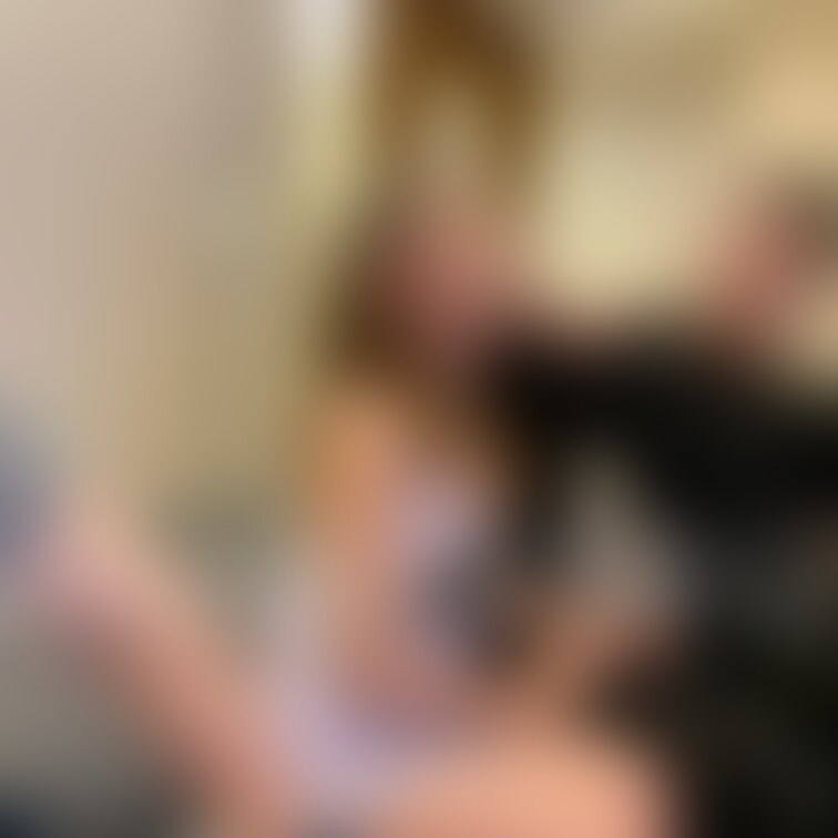 肉便器妻YuYuをみんなでシェアした飲み会
この流れは興奮が止まりません