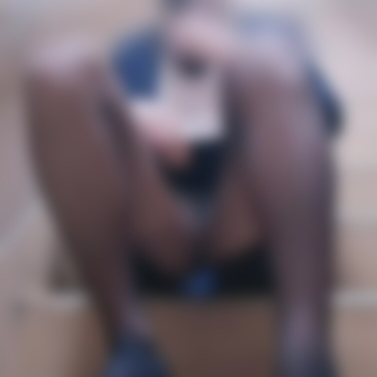 【匂いフェチ★上位プラン雰囲気顔出し版】みかに仕事中に呼び出されておしっこ臭いオリシーを嗅がされてる気分になる動画
