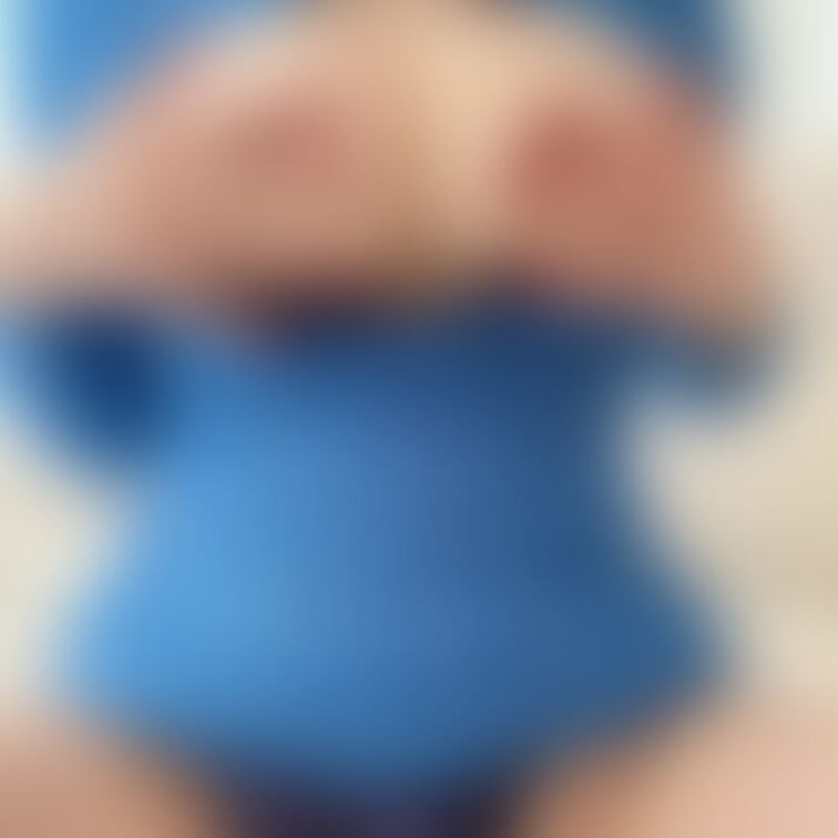 胸空きニット💙
おっぱいとおまんこ♡
