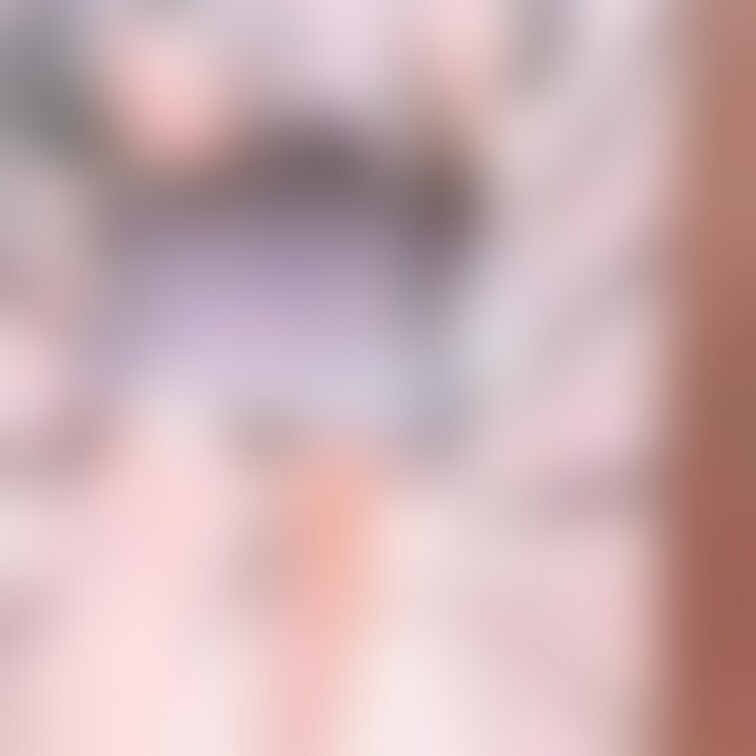 🤡お尻向けて触っちゃった😣