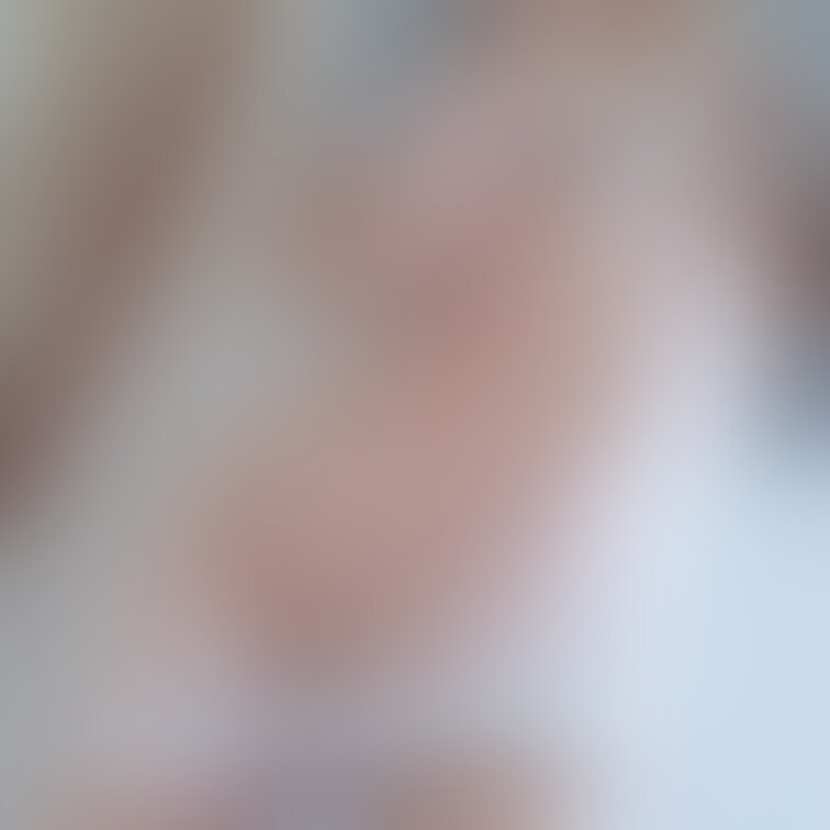 上からおっぱいだすのがすき？
ちなみに私は上から出すのが好きだったりします🥰