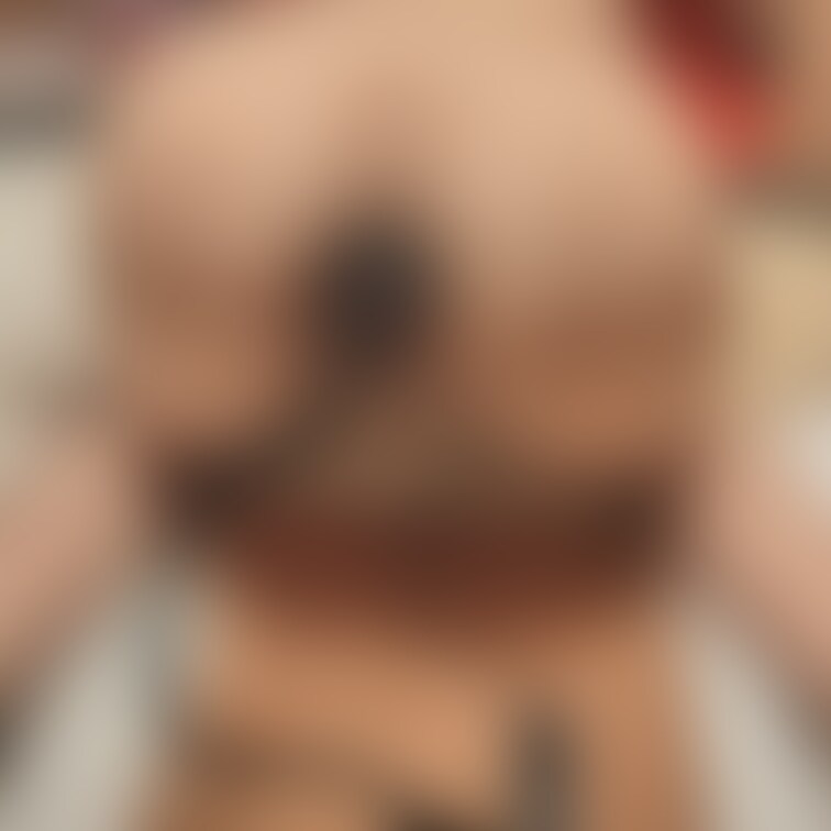 尻アナ弄りされたときの画像♡
パイパン隣穴の中で拡がる装置♡