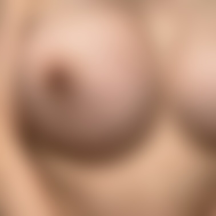 右乳首吸ってください…🤤💕